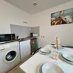 Pour 4 Pers. Proche Commerces Et Plage, Ideal Teletravail - Fr-1-323-596 Saint-Jean-de-Monts