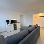 Pour 4 Pers. Proche Commerces Et Plage, Ideal Teletravail - Fr-1-323-596 *