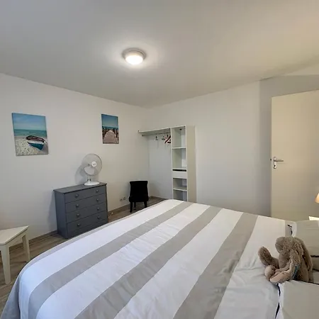 Pour 4 Pers. Proche Commerces Et Plage, Ideal Teletravail - Fr-1-323-596 Apartament