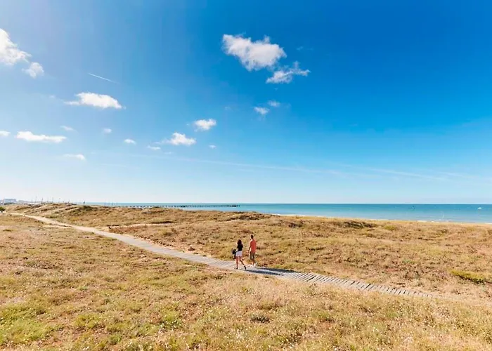 Pour 4 Pers. Proche Commerces Et Plage, Ideal Teletravail - Fr-1-323-596 *